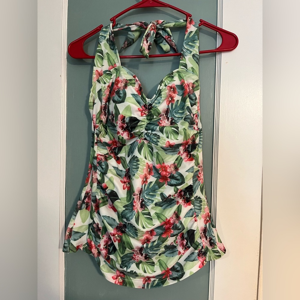 Ruby Ribbon bathing suit top size 10
